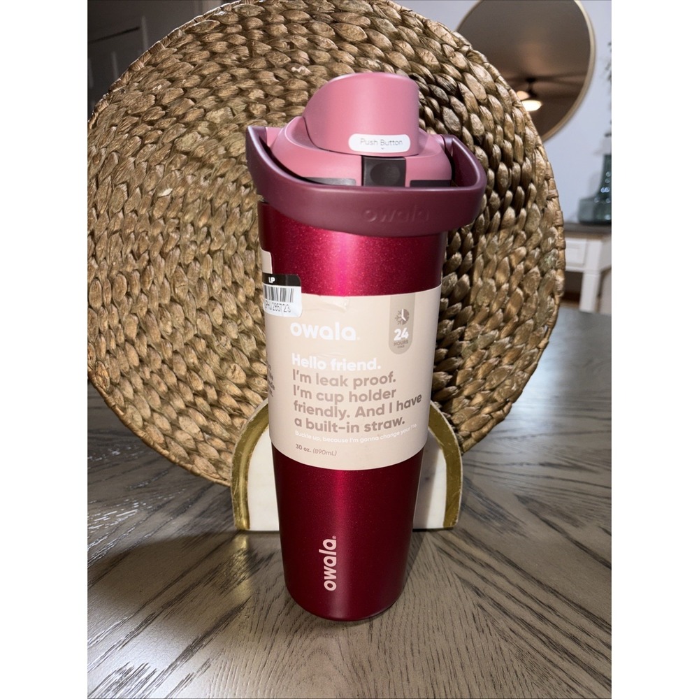 BRAND NEW Owala Special Edition Poinsettia Holiday 30oz FreeSip Water Bottle